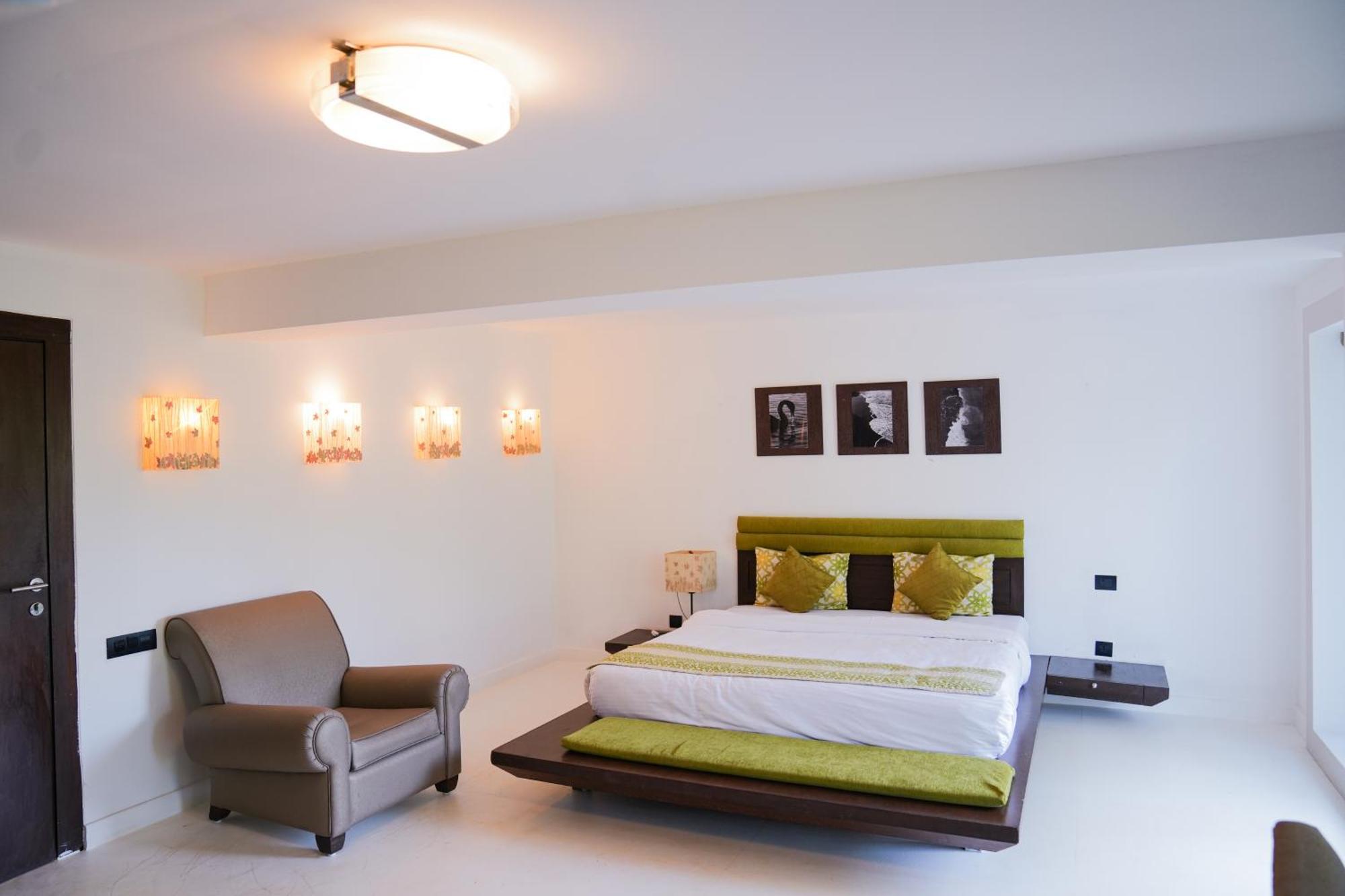 בנולים Regenta Beach House Resort, Goa מראה חיצוני תמונה