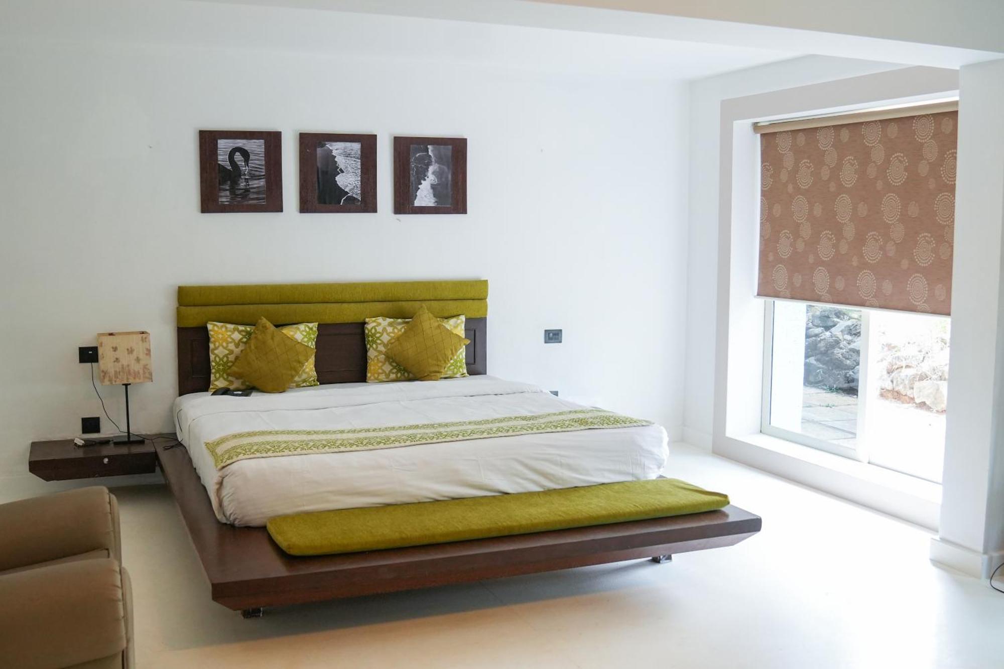 בנולים Regenta Beach House Resort, Goa מראה חיצוני תמונה