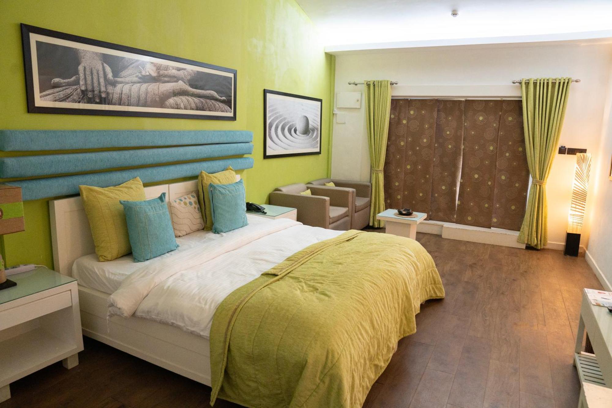 בנולים Regenta Beach House Resort, Goa מראה חיצוני תמונה